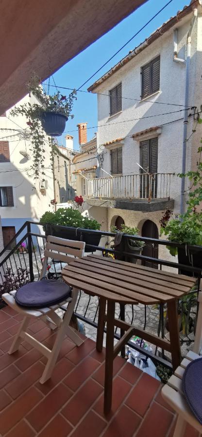 Vacation Kovachnica Holiday home Vrbnik